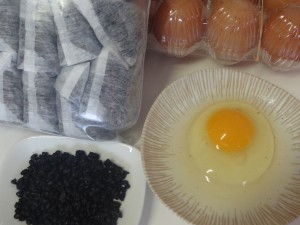 玄米茶　地鳥の卵
