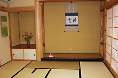 Noka-minshuku (lodging house for tourists run by a farming family) Ueta